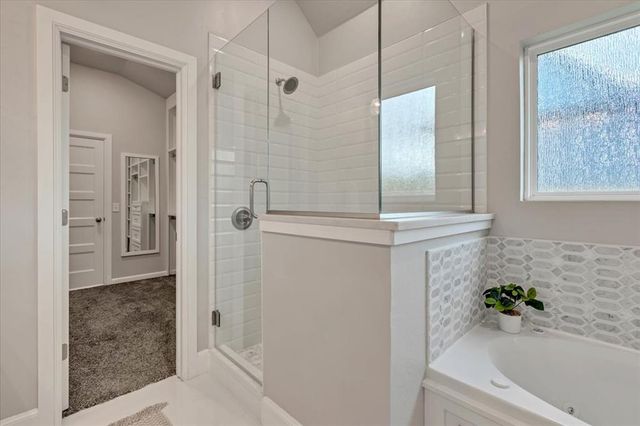 10713 Wild Horse Creek Drive, Yukon, OK 73099