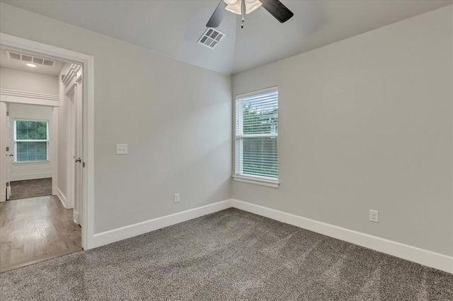 10713 Wild Horse Creek Drive, Yukon, OK 73099