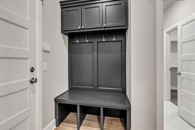 10713 Wild Horse Creek Drive, Yukon, OK 73099