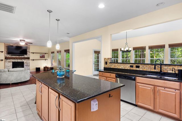 5 Neland Court, Simpsonville, SC 29681