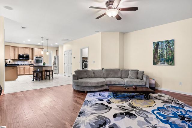 5 Neland Court, Simpsonville, SC 29681