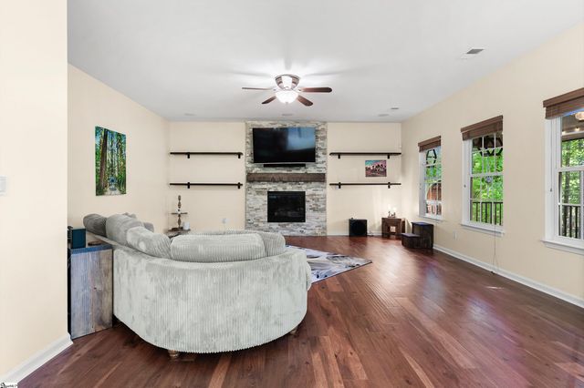 5 Neland Court, Simpsonville, SC 29681