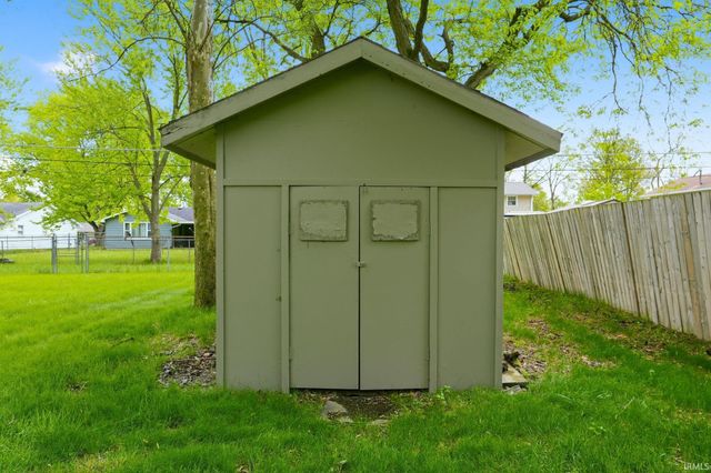 6426 Arnel Avenue, Fort Wayne, IN 46835