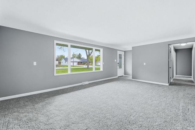 6426 Arnel Avenue, Fort Wayne, IN 46835