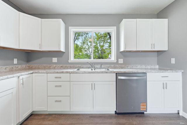6426 Arnel Avenue, Fort Wayne, IN 46835