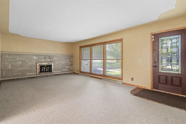 340 W Railroad Street, Centreville, MI 49032
