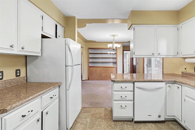 340 W Railroad Street, Centreville, MI 49032