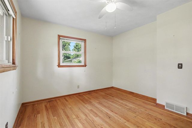 340 W Railroad Street, Centreville, MI 49032