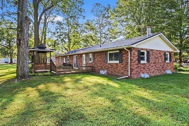 340 W Railroad Street, Centreville, MI 49032
