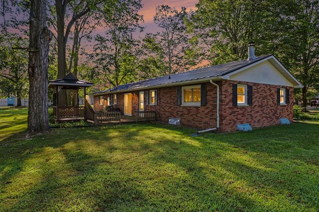 340 W Railroad Street, Centreville, MI 49032