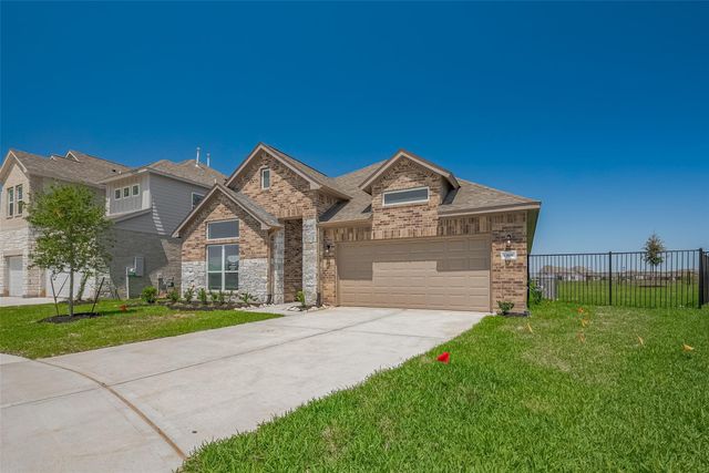 13616 Ballast Green Drive, Texas City, TX 77568