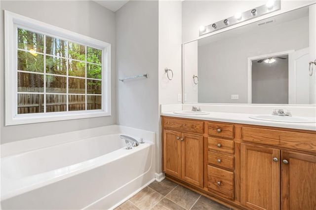 82 Brookvalley W Court, Dallas, GA 30157