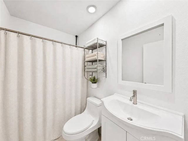 4852 Penrose, Moorpark, CA 93021