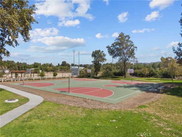 4852 Penrose, Moorpark, CA 93021