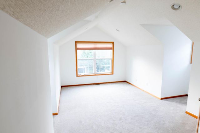10008 Iris Lane, Eden Prairie, MN 55347