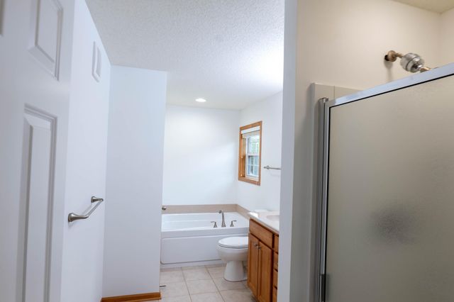 10008 Iris Lane, Eden Prairie, MN 55347
