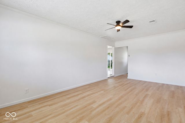 824 Longfellow Lane, Plainfield, IN 46168