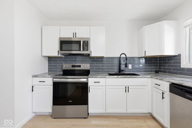 824 Longfellow Lane, Plainfield, IN 46168