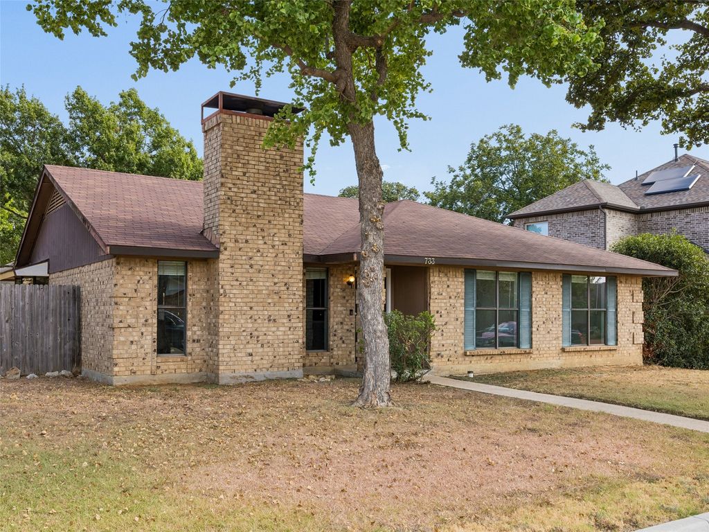 733 Red Wing Drive, Lewisville, TX 75067 — photo 2
