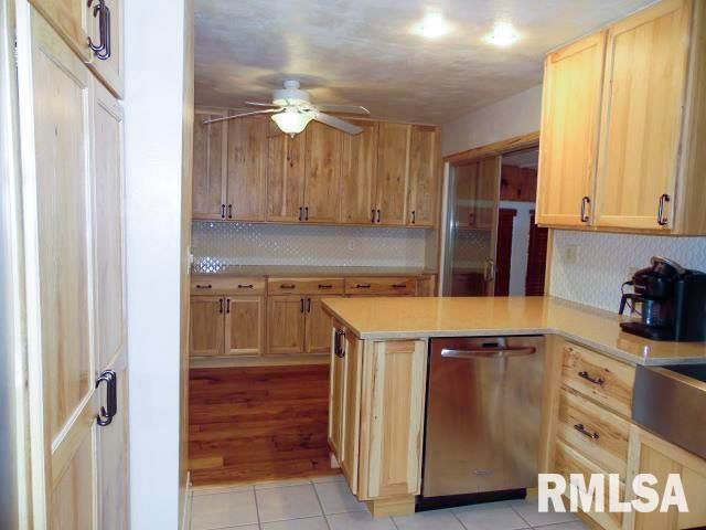 16279 E CHEROKEE Road, Cuba, IL 61427