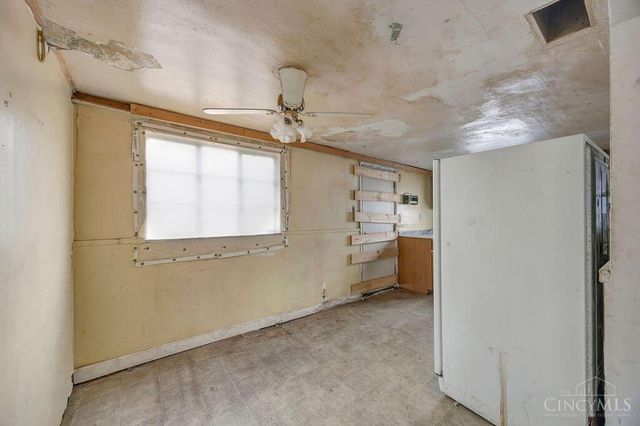 2575 Airport Road, Bethel, OH 45106