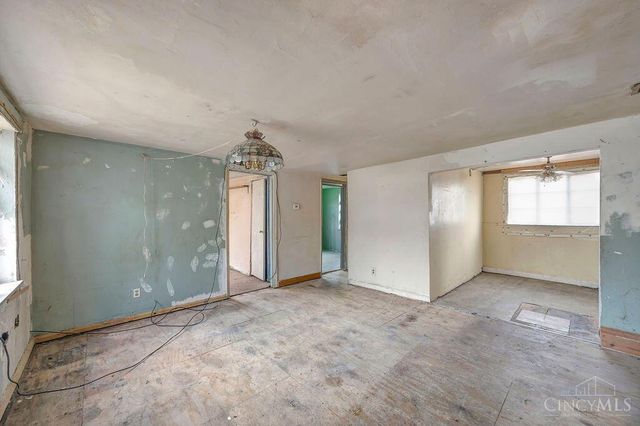 2575 Airport Road, Bethel, OH 45106