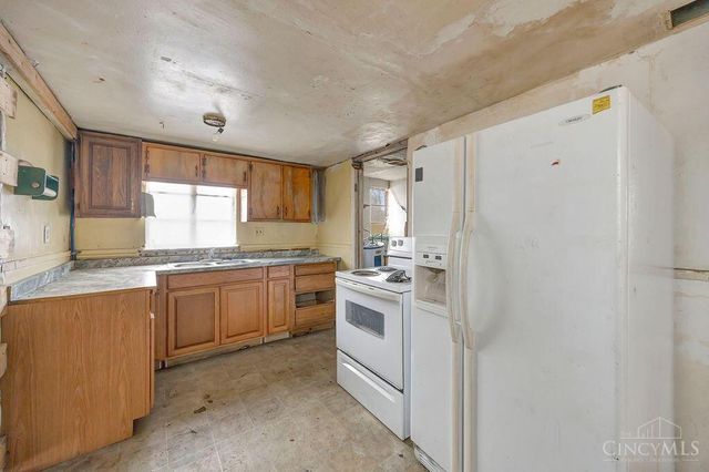 2575 Airport Road, Bethel, OH 45106