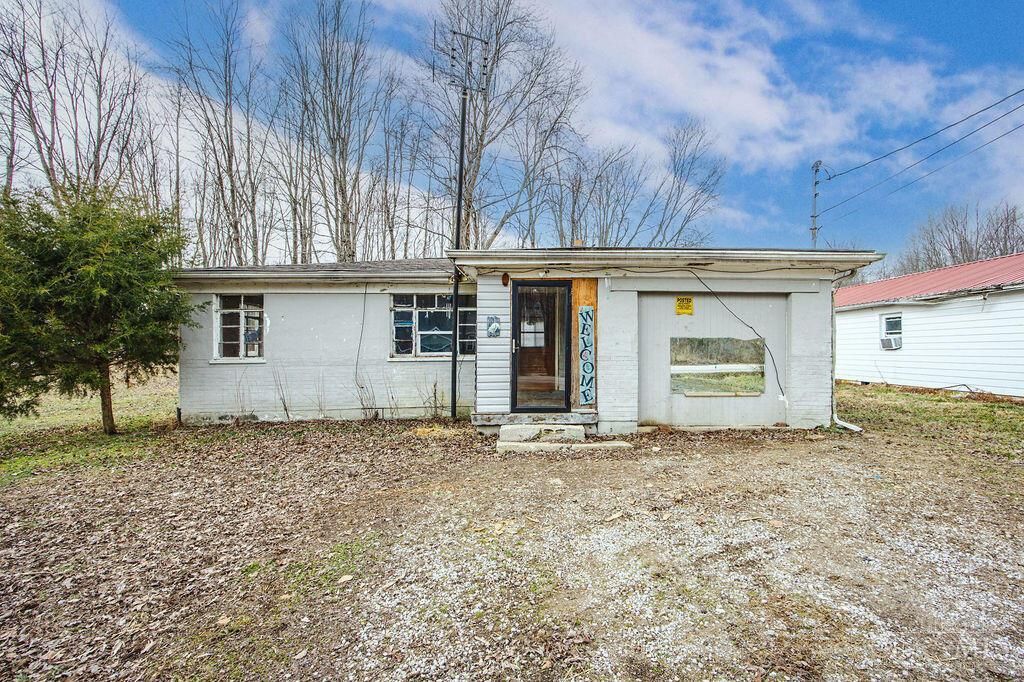 2575 Airport Road, Bethel, OH 45106