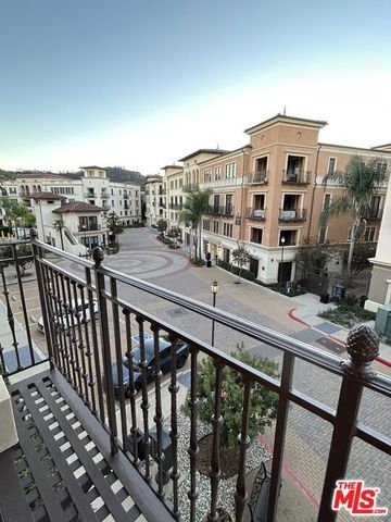 23500 Park Sorrento C33, Calabasas, CA 91302