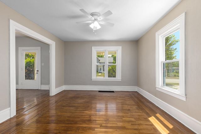 209 E Chapin Street, Cadillac, MI 49601