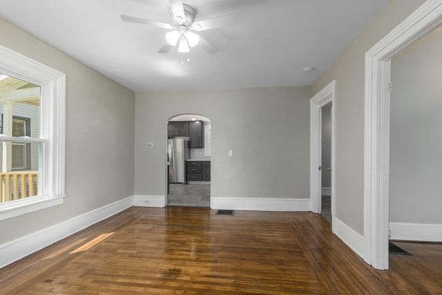 209 E Chapin Street, Cadillac, MI 49601