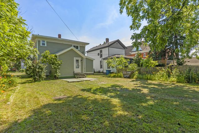 209 E Chapin Street, Cadillac, MI 49601