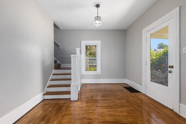 209 E Chapin Street, Cadillac, MI 49601