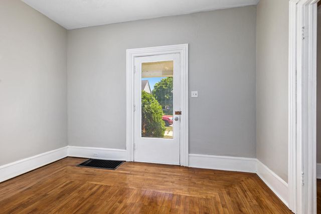 209 E Chapin Street, Cadillac, MI 49601