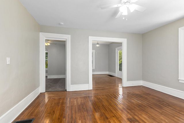 209 E Chapin Street, Cadillac, MI 49601