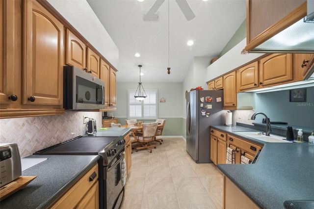 11075 HEATHROW AVENUE, Spring Hill, FL 34609