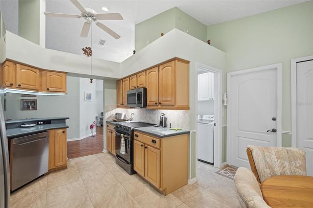 11075 HEATHROW AVENUE, Spring Hill, FL 34609