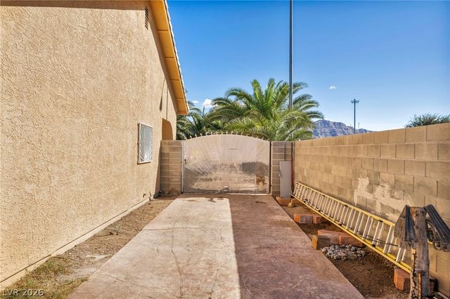 1111 North Christy Lane, Las Vegas, NV 89110