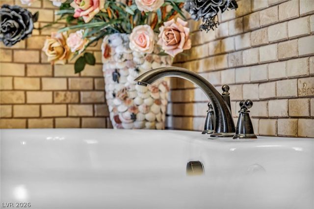 1111 North Christy Lane, Las Vegas, NV 89110