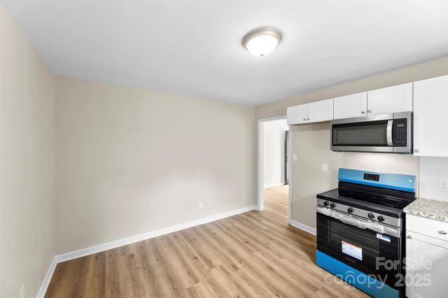 4700 Pineleaf Drive, Charlotte, NC 28269