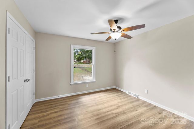 4700 Pineleaf Drive, Charlotte, NC 28269