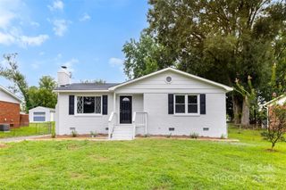 4700 Pineleaf Drive, Charlotte, NC 28269