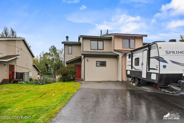 9080 Ashley Circle, Anchorage, AK 99502
