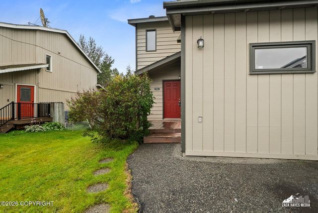 9080 Ashley Circle, Anchorage, AK 99502