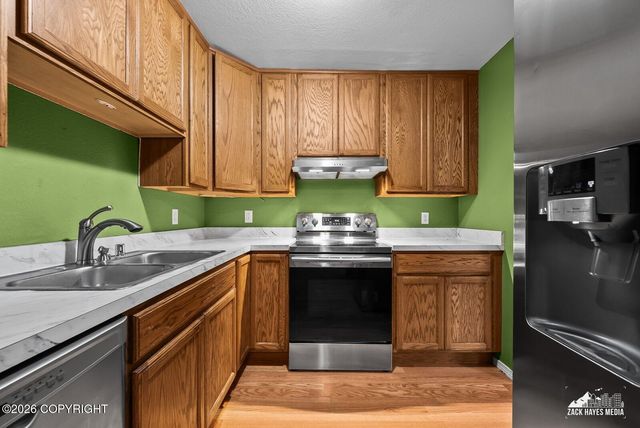 9080 Ashley Circle, Anchorage, AK 99502