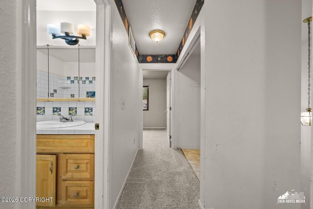 9080 Ashley Circle, Anchorage, AK 99502
