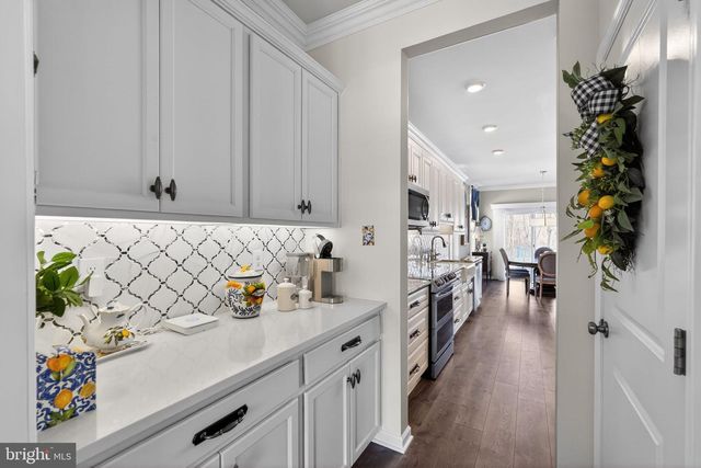 73 WESTMONT DR, Medford, NJ 08055