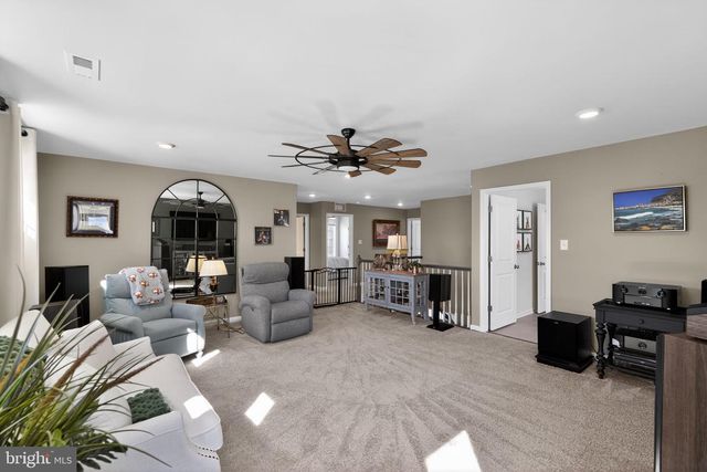 73 WESTMONT DR, Medford, NJ 08055