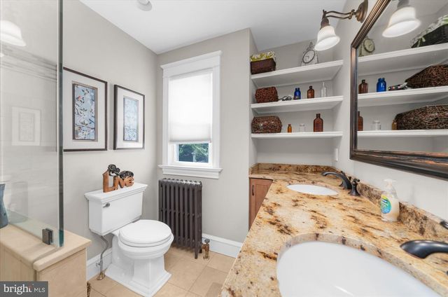 1041 BLYTHE AVE, Drexel Hill, PA 19026