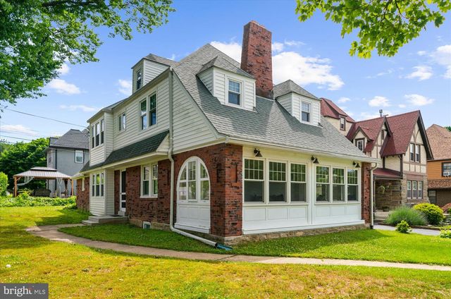 1041 BLYTHE AVE, Drexel Hill, PA 19026